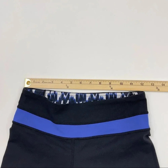 Lululemon Reversible Grove crop legging Size 4 - Picture 7 of 11